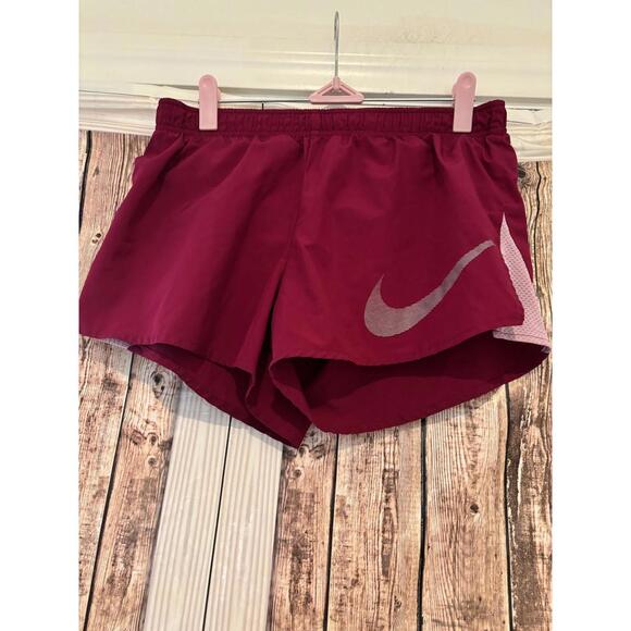 Nike Pants - Womens Nike pinkish/redish active shorts sz M preloved‎ #273